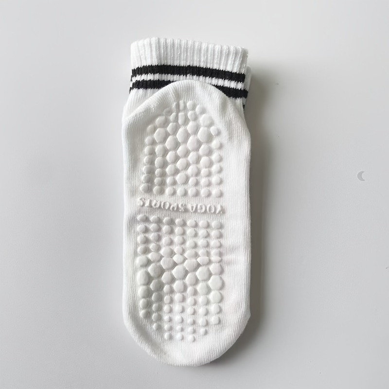 1/5 Pair Women's Silicone Anti - Yoga & Fitness Classes By Niharika Zirakpur Reviews 评论和价格